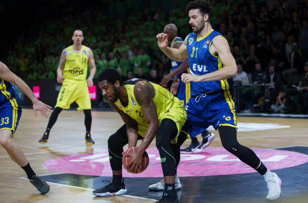 球都显示出 球都显示出